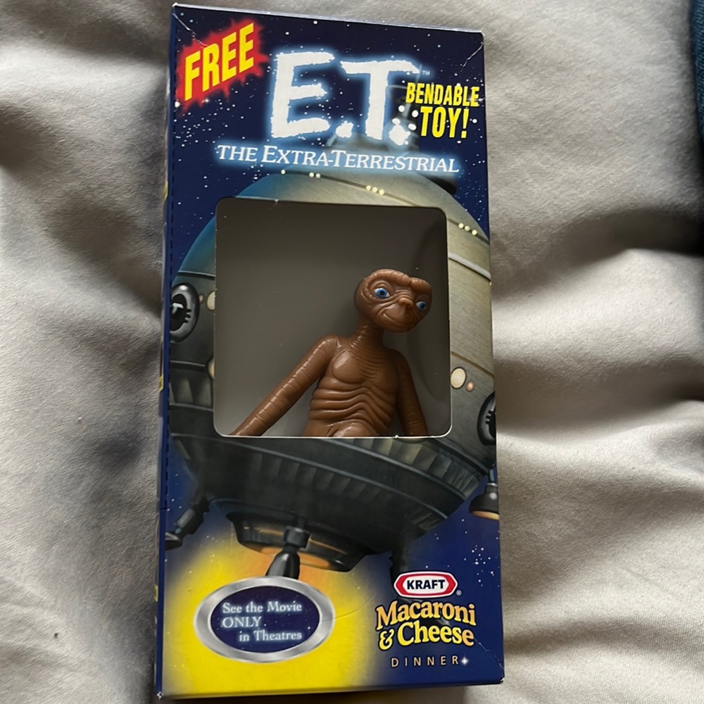 E.T Bendable Toy- 2002 EDITION